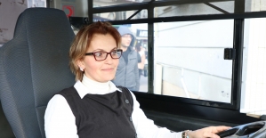 Halk otobüsleri kadın şoförlere emanet