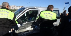 Silivri'de trafik kazası: 2 yaralı