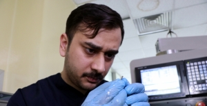 Kocaeli'den 25 ülkeye yerli diş implantı ihracatı