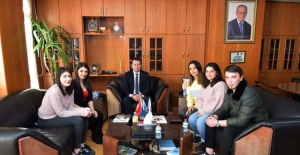 SAÜ'lü öğrencilerden Türkiye Sağlık İşçileri Sendikası'na ziyaret