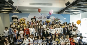 Alternatif Bank 23 Nisan'ı çalışanlarının çocuklarıyla kutladı