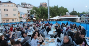 Bandırma'da her gün bin 350 kişiye iftar