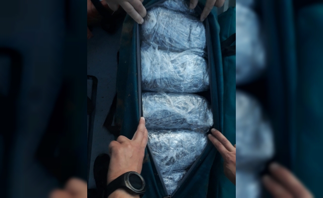 Denizde batan tekneden 1,1 ton uyuşturucu çıktı