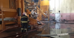 Gebze'de mobilya atölyesinde yangın