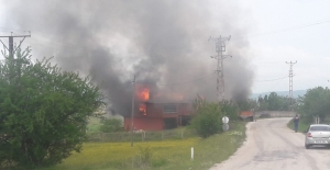 Kofçaz'da ev yangını