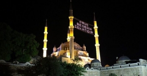Selimiye Camisi'nde ilk teravih coşkusu