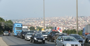 Anadolu Otoyolu'nda araç yoğunluğu