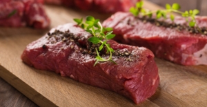 Aşırı kırmızı et tüketimi erken öldürebilir