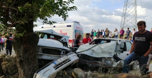 Balıkesir'de trafik kazası: 1 ölü, 6 yaralı