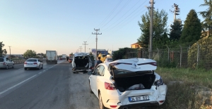 Sakarya’da zincirleme trafik kazası: 3 yaralı