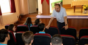 Balkanlardan gelen öğrencilerle kariyer planlaması
