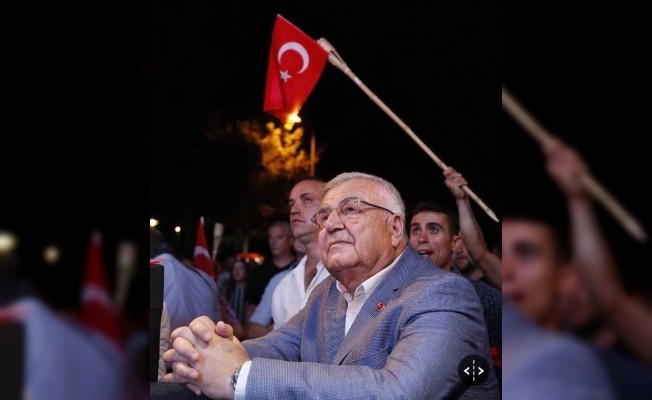 Belediye Başkanı Kesimoğlu'ndan “yaşlı yüz“ fotoğrafına esprili paylaşım