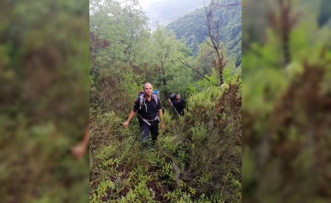 Ormanda kaybolan çift 20 saat sonra bulundu