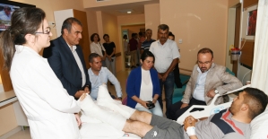 AK Partili Turan'dan yaralı astsubaya ziyaret