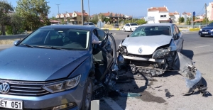 Balıkesir'de trafik kazası: 5 yaralı