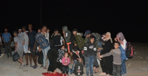 Çanakkale sahillerinde 320 düzensiz göçmen yakalandı