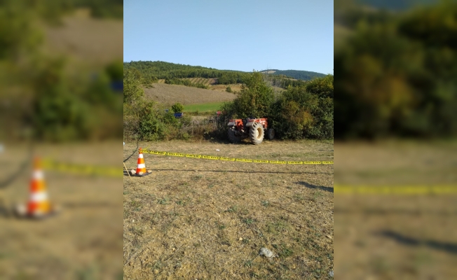 Bilecik'te traktörün altında kalan çiftçi öldü
