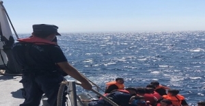 Enez açıklarında 32 düzensiz göçmen yakalandı