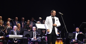 Muhtarlar korosundan “Mühürden Notaya“ konseri