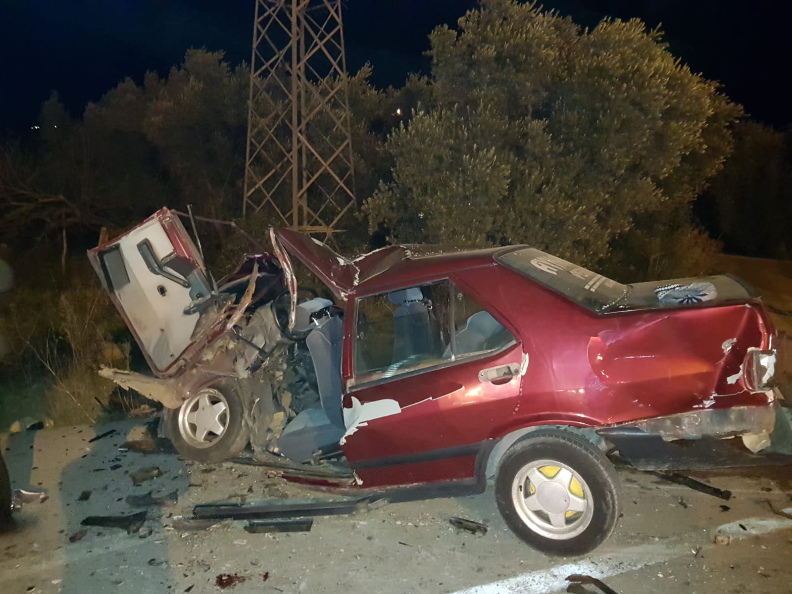 Bursa'da traktörle çarpışan otomobilin sürücüsü hayatını kaybetti