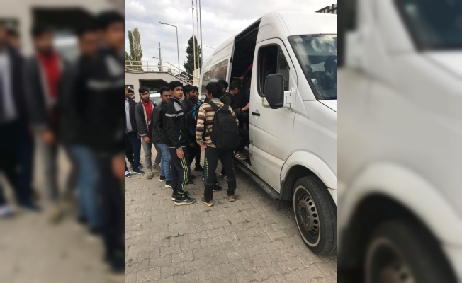 Edirne'de 257 düzensiz göçmen yakalandı