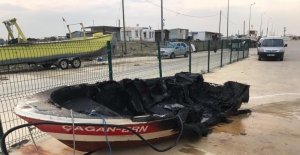Edirne'de limandaki 3 tekne yandı