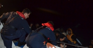 Balıkesir'de 48 düzensiz göçmen yakalandı