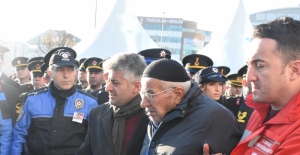 Bursa'da başından vurularak şehit olan polis için tören düzenlendi