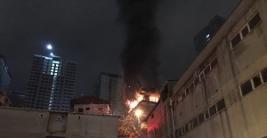 Kadıköy'de ikametgah yangını