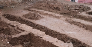 Kocaeli'de inşaat kazısında tarihi yapıya ait kalıntılar bulundu