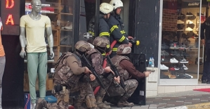 Kandıra'da iş yerini basan silahlı şüpheliyi polis ikna etti