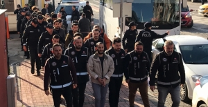 Kocaeli'deki FETÖ operasyonunda yakalanan 28 şüpheliden 18'i adliyede