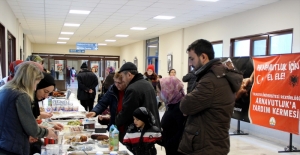 Arnavutluk'taki depremzedeler için Edirne'de kermes düzenlendi