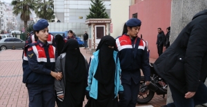 DEAŞ'ın sözde emirinin eşinin de bulunduğu 4 kadın yakalandı