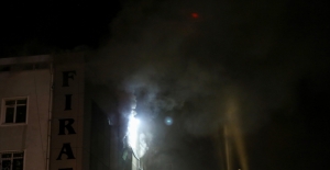 Esenyurt'ta bir fabrikada yangın çıktı