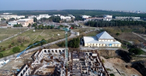 Üniversite yerleşkesindeki “kültür merkezi“ gibi cami projesinin yüzde 35'i tamamlandı