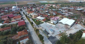 Pamukkale Belediyesi'nden Gölemez'e kapalı pazar yeri