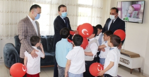 AK Parti Milletvekili Kılıç, Bursa'da yurt çocuklarını ziyaret etti