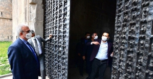 Diyarbakır'da tarihi surlar restorasyonla hayat buluyor