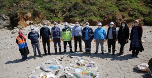 Sardala Koyu'ndaki deniz çöpleri ayrıştırıldı