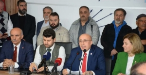 Armağan Gümüş CHP'den Bursa için aday adaylığını açıkladı