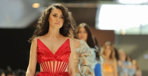 Fashion Week Türkiye'de ilk sezon defilesi gerçekleşti