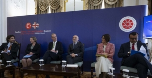 Londra’da 'Türkiye-Birleşik Krallık İlişkileri' görüşüldü