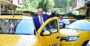 İzmir'de korsan taksilere hukuk mücadelesi