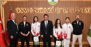 Şampiyon sporculardan Bursa Osmangazi'ye ziyaret