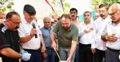 İzmir Çiğli'de aşure lokması ikramı